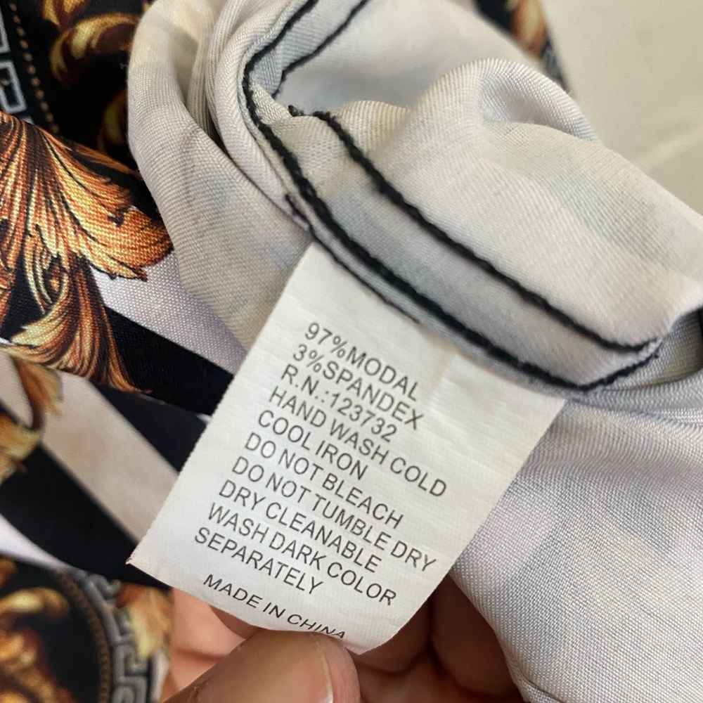 Davis Medusa Print Button Down Size L - image 6